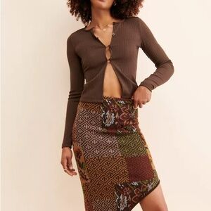 MILK IT ASYMMETRICAL KNIT SKIRT ♥️